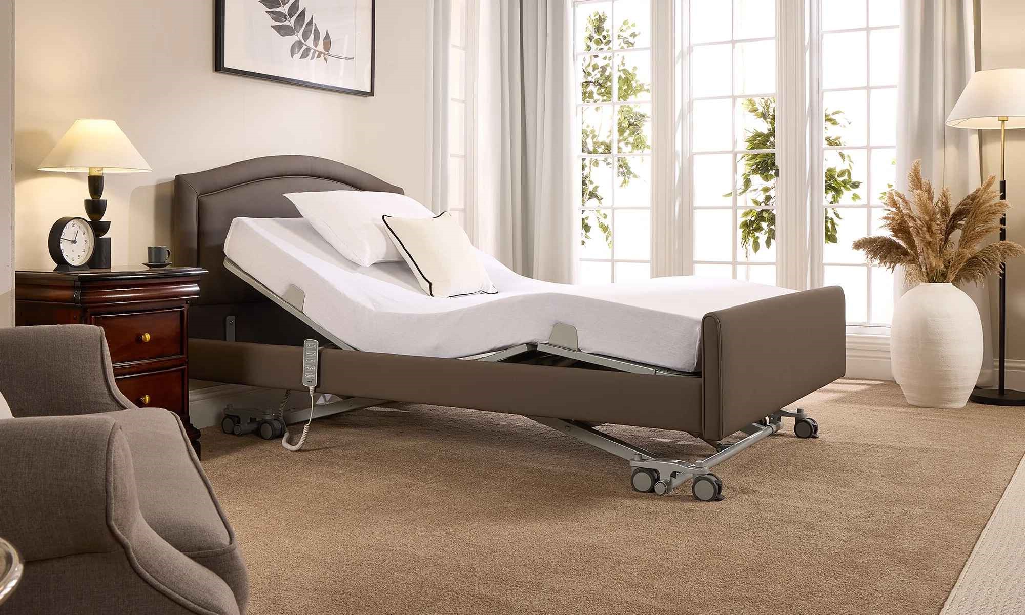 患者の快適性を考慮した人間工学に基づいたデザインの電動病院用ベッド 3 2