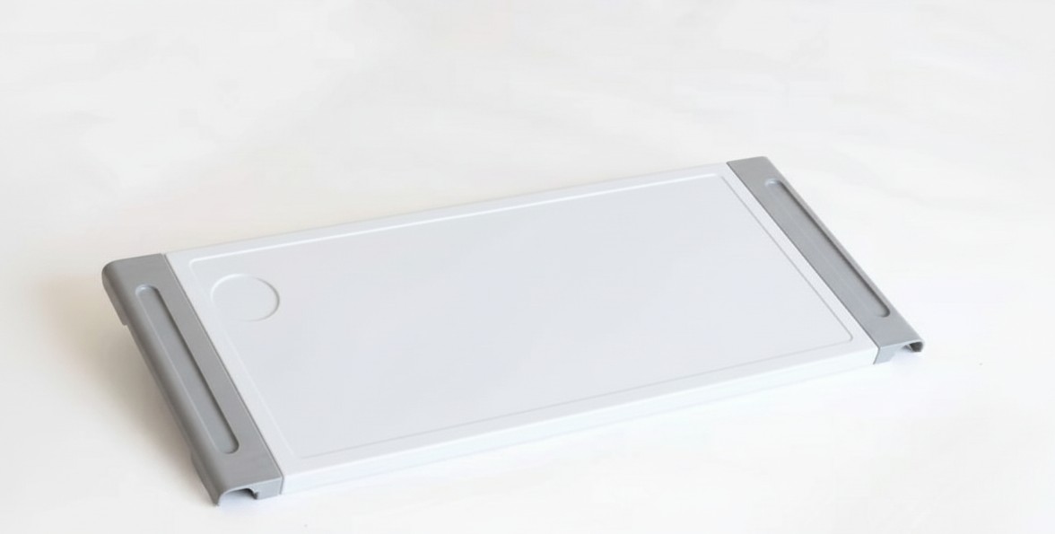 Papan meja di atas tempat tidur rumah sakit dengan desain ergonomis 3